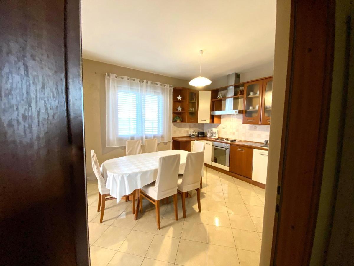 Apartment Marcella 1 Любач Экстерьер фото